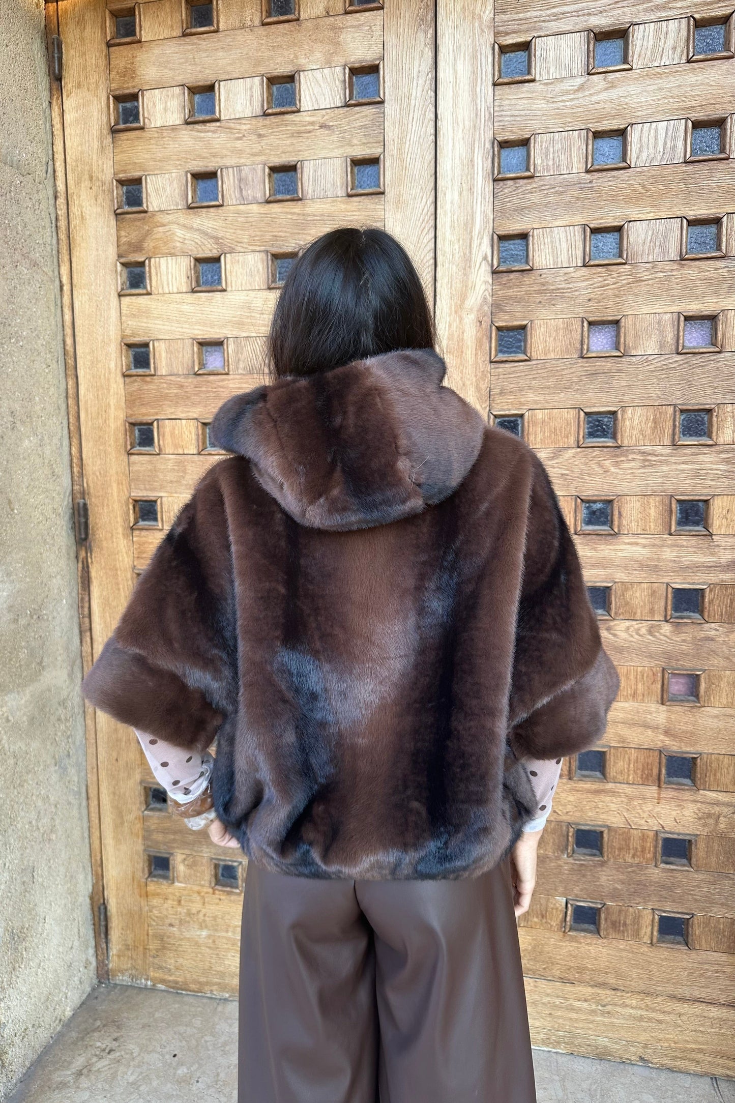Fausse fourrure à capuche MARA