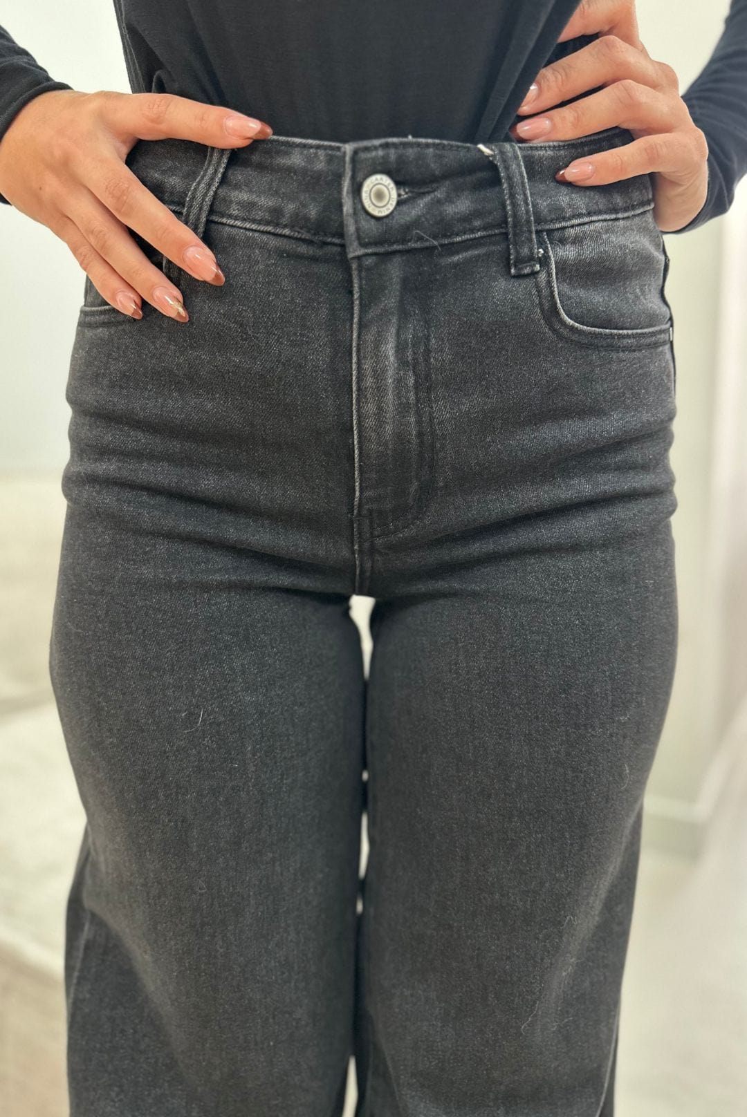 Jean taille haute noir ISIS