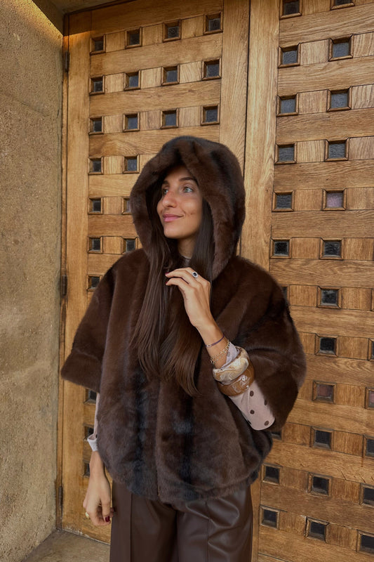 Fausse fourrure à capuche MARA